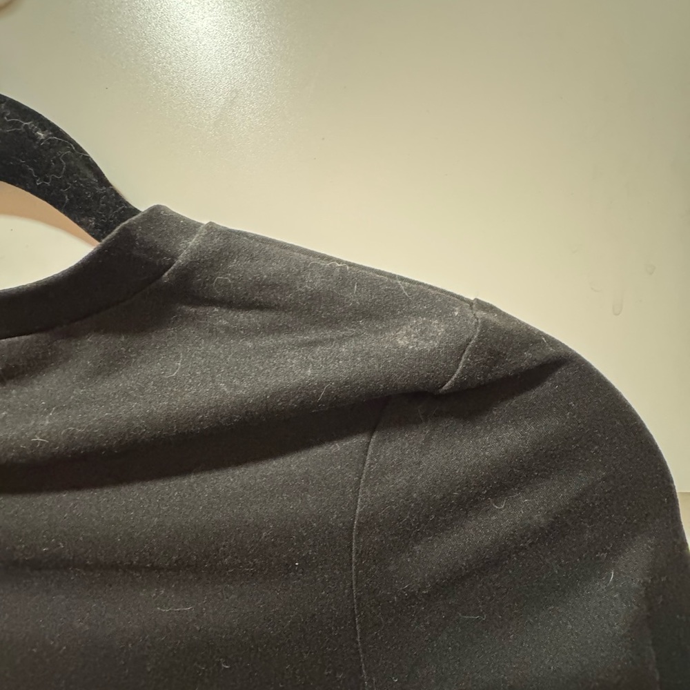 Amazon Classic Black Long Sleeve Top - Picture 3 of 3